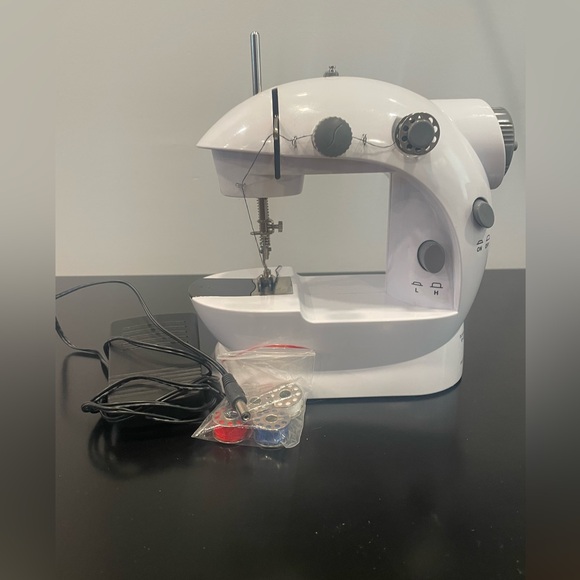 Beacon Hill White Mini Sewing Machine-LIKE NEW (used once) - Picture 6 of 7
